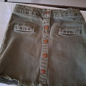 Zara Olive Green Button-Front A-Line Skirt